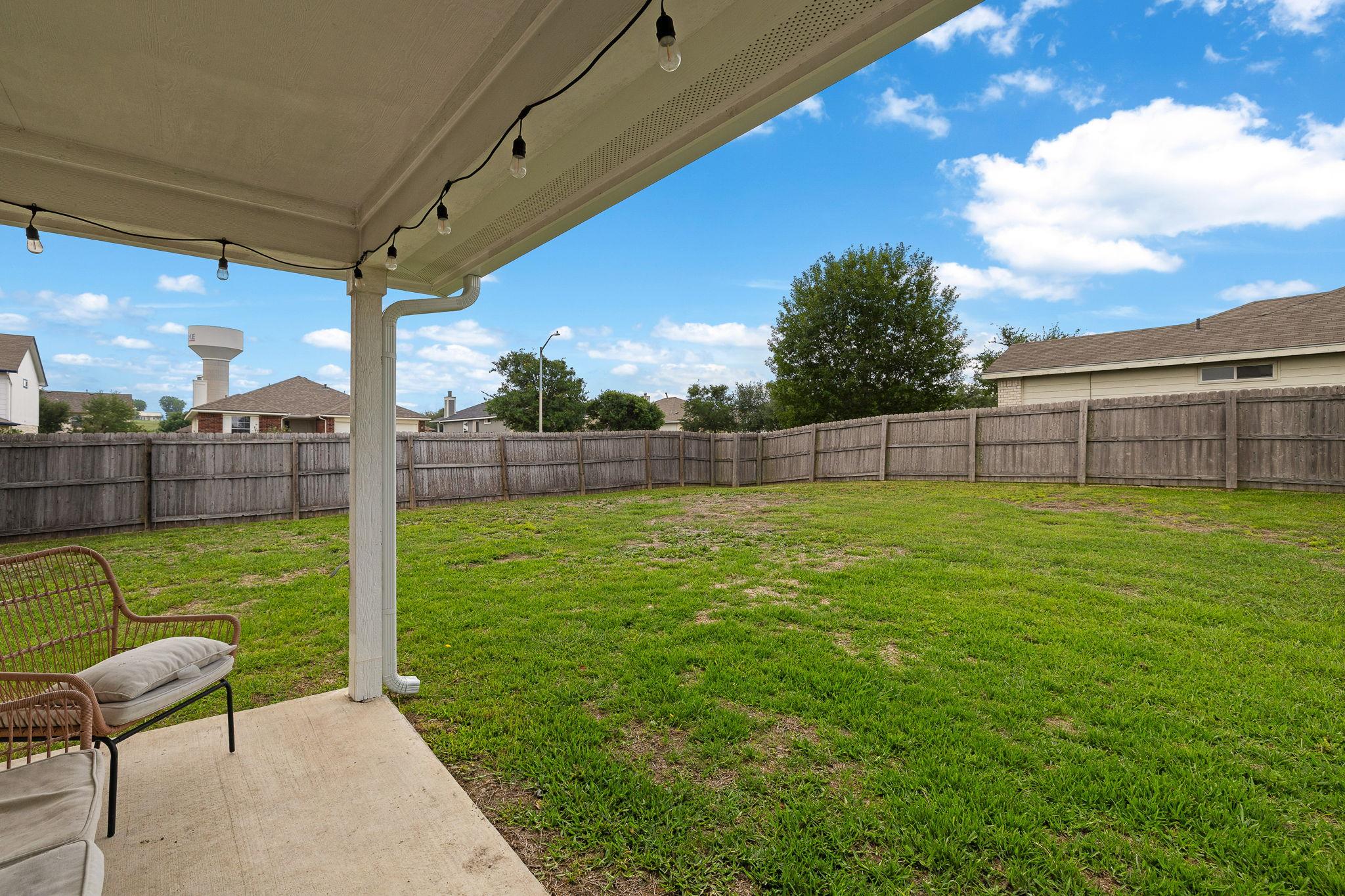 177 Stennis Kyle TX 78640