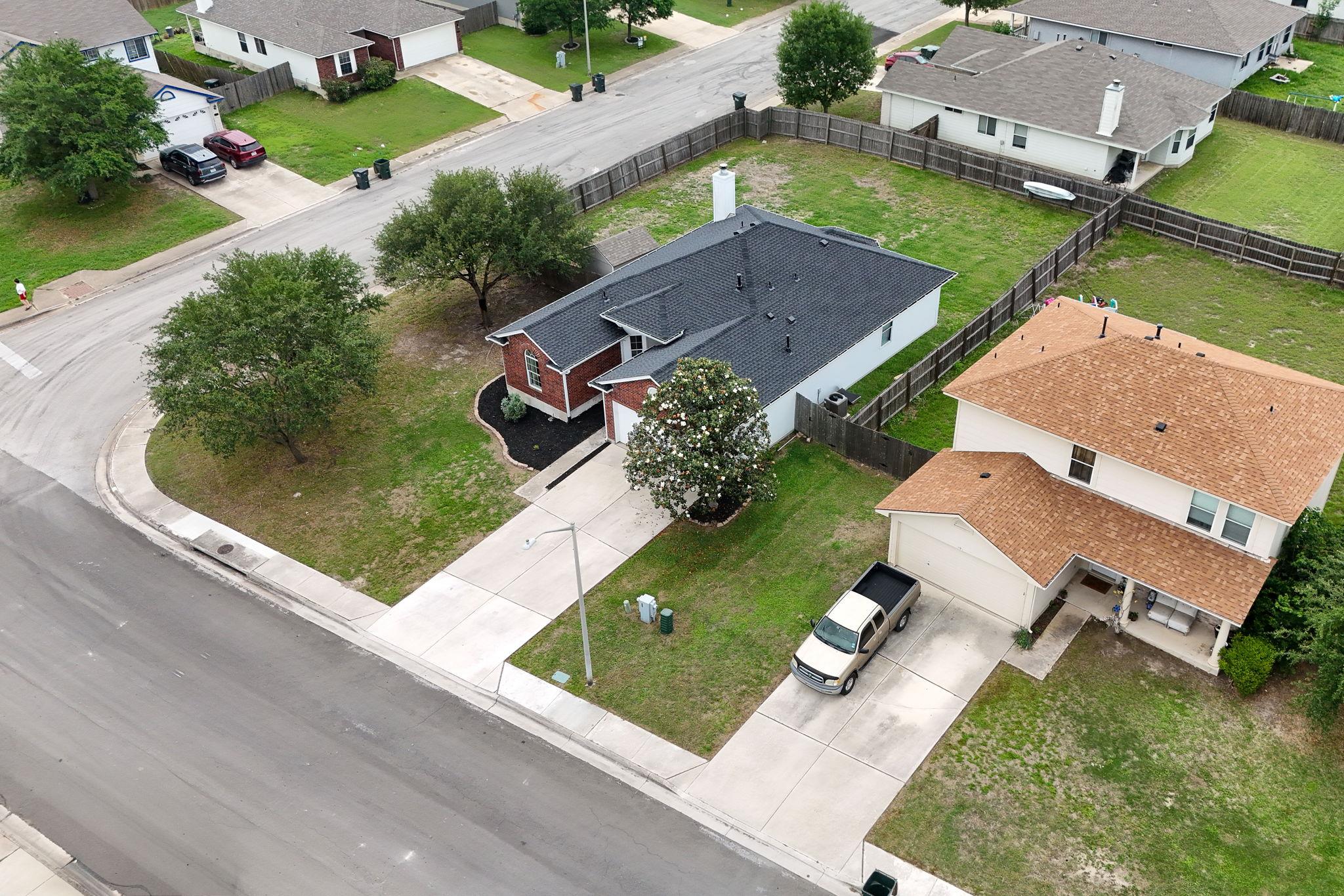 177 Stennis Kyle TX 78640