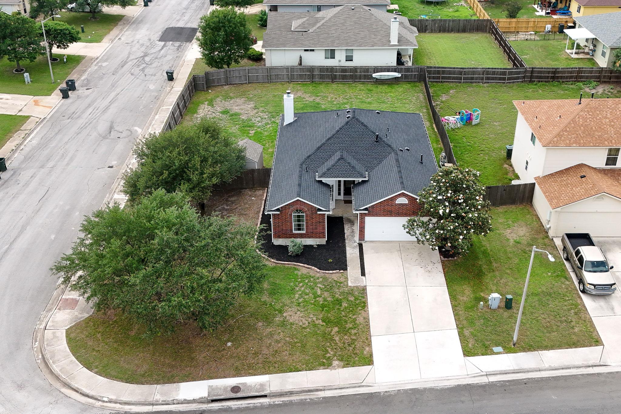 177 Stennis Kyle TX 78640