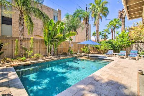 129 E Saturn Lane South Padre Island TX 78597