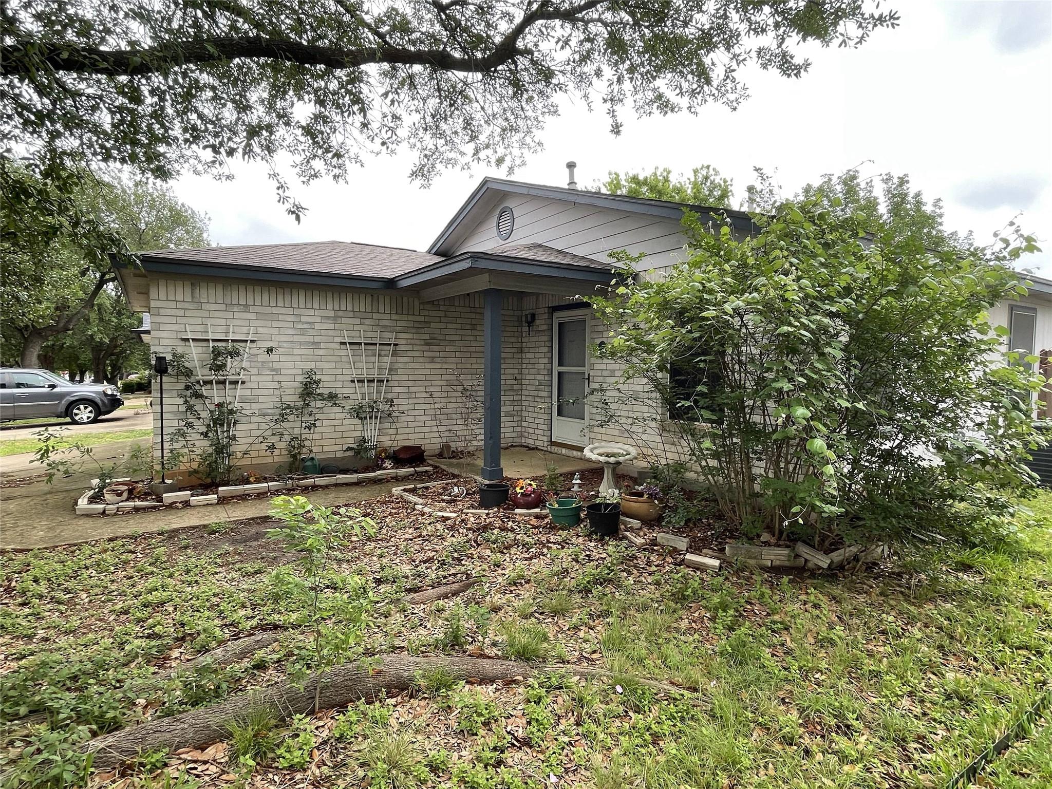 110 Brentwood Drive Leander TX 78641