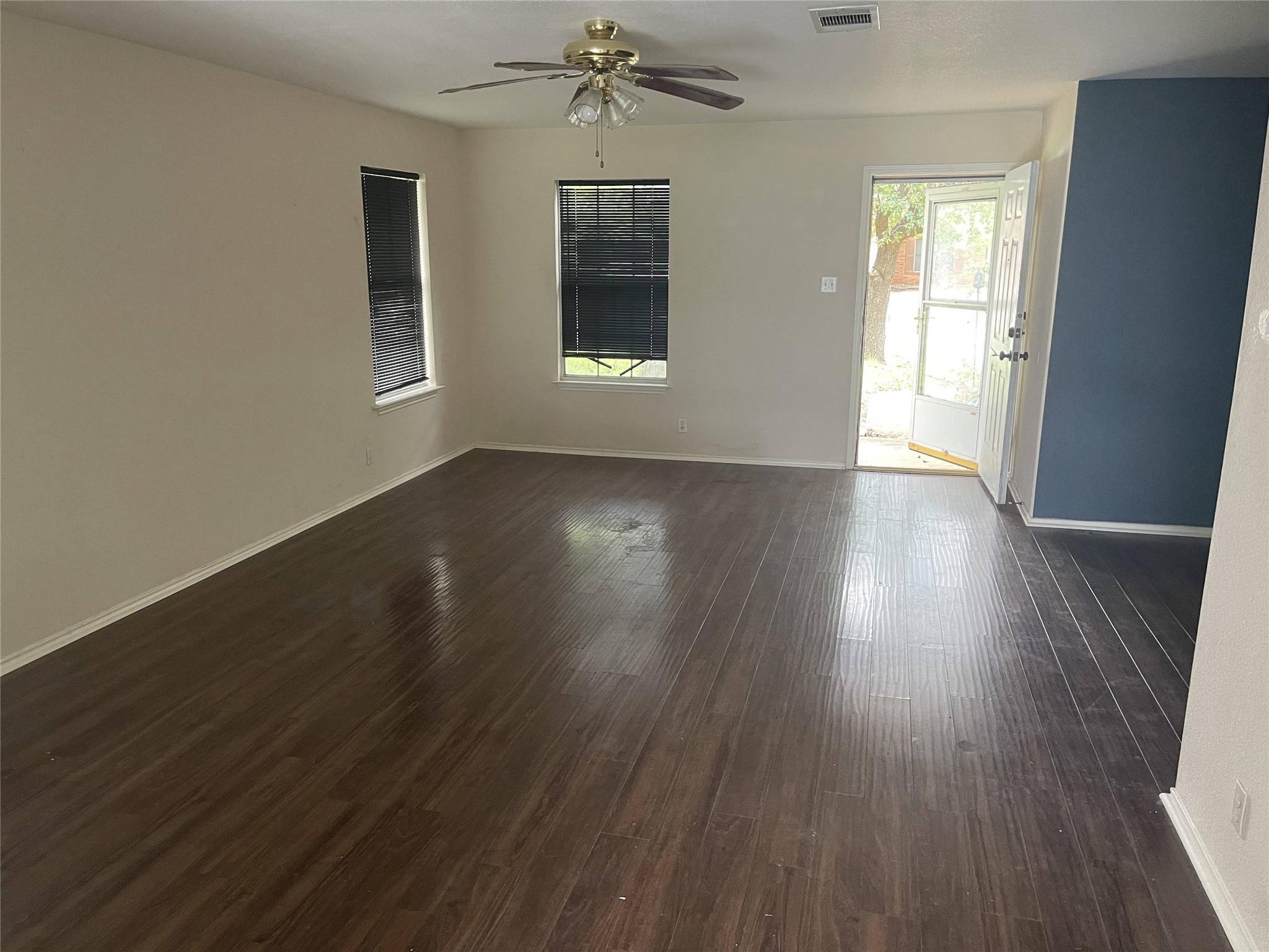 110 Brentwood Drive Leander TX 78641