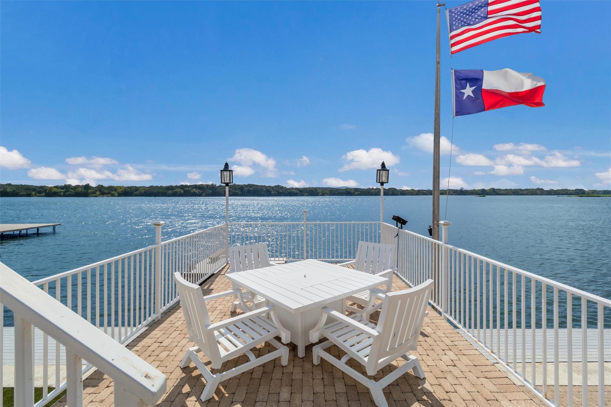 100 S Waterway Drive Kingsland TX 78639