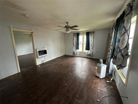102 W Mesquite Street Granger TX 76530