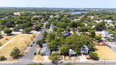 2909 E 5th Street Austin TX 78702