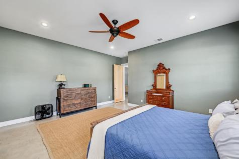 464 County Road 471 Gonzales TX 78629