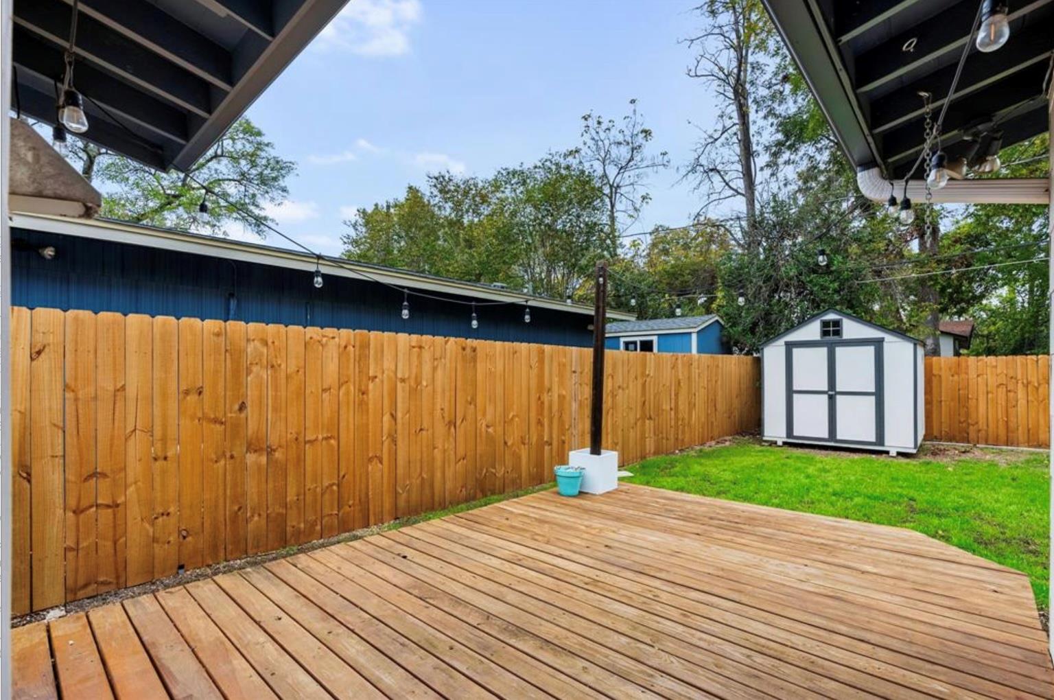 1106 Arcadia Avenue Austin TX 78757