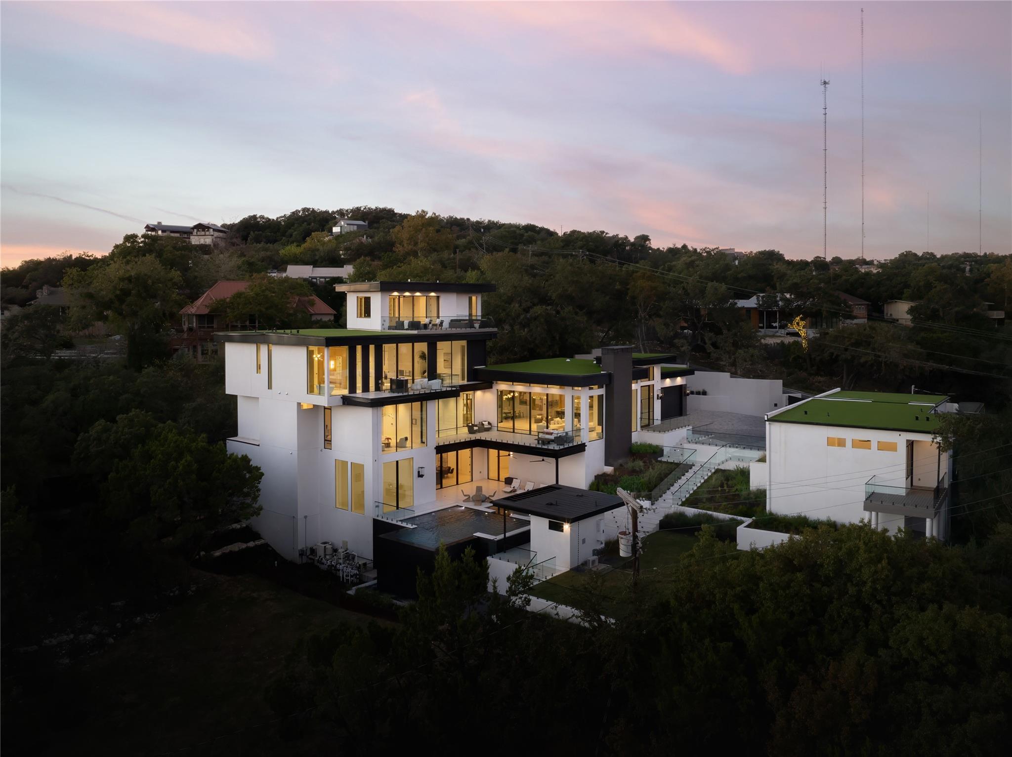 1003 The High Road Austin TX 78746