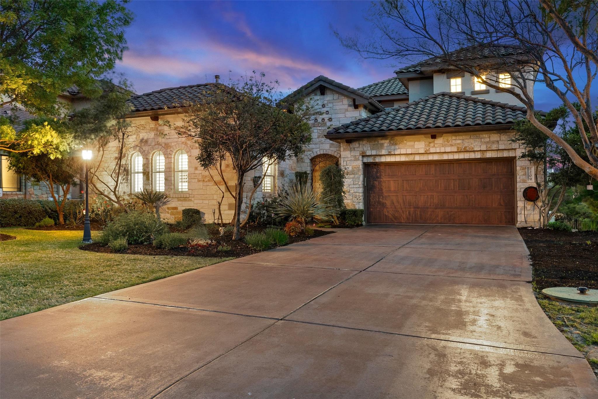 209 Rocky Coast Drive Lakeway TX 78738