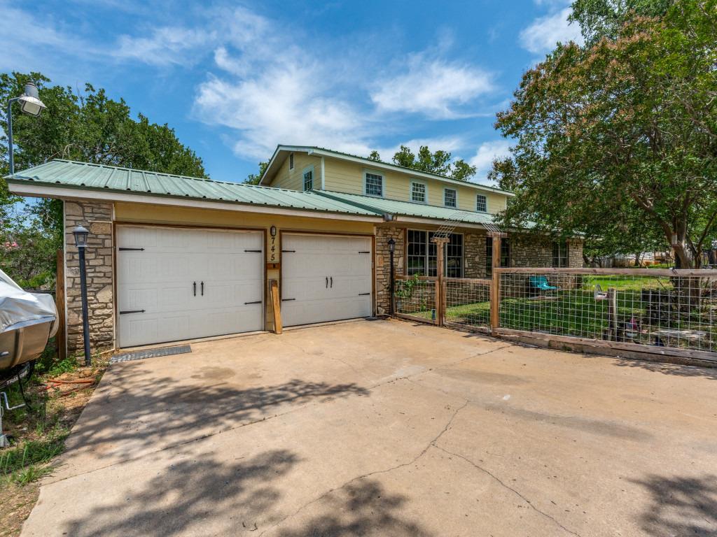 745 Driftwood Lane Cottonwood Shores TX 78657