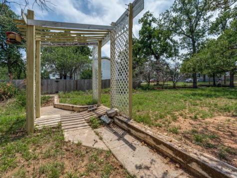 745 Driftwood Lane Cottonwood Shores TX 78657