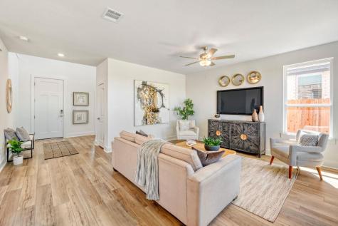 141 Sincere Drive Kyle TX 78640