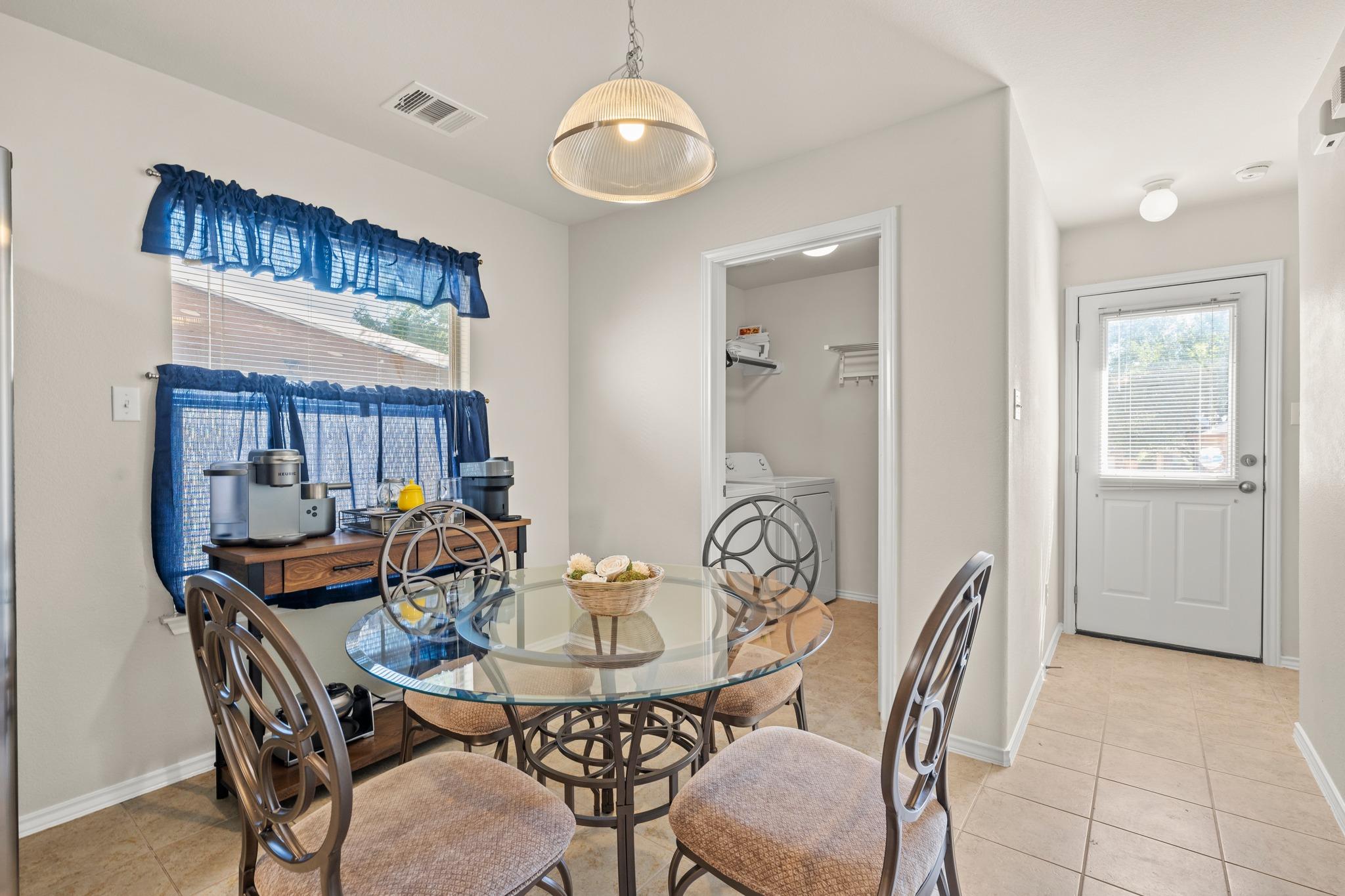 380 Housefinch Loop Leander TX 78641