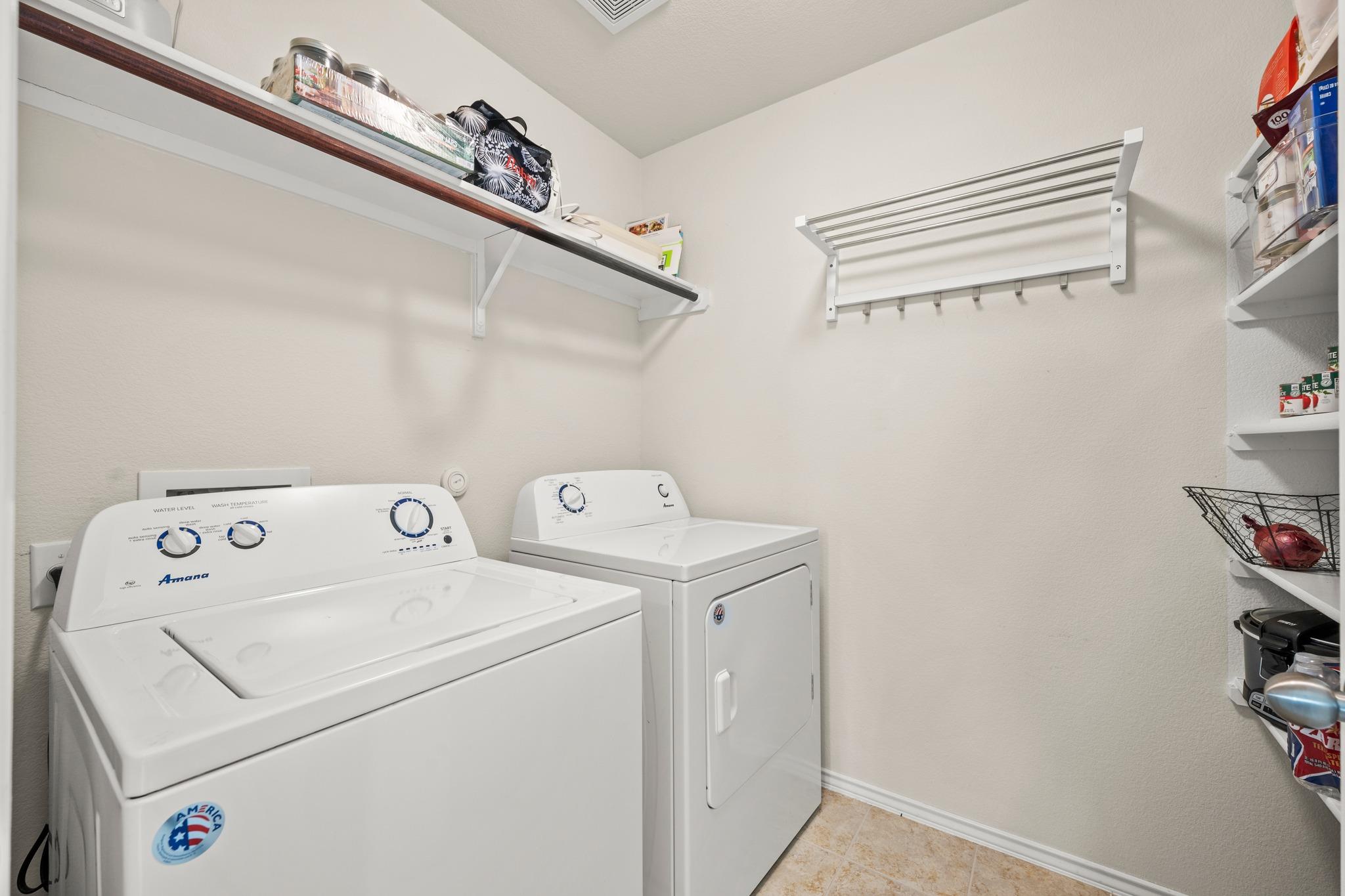 380 Housefinch Loop Leander TX 78641