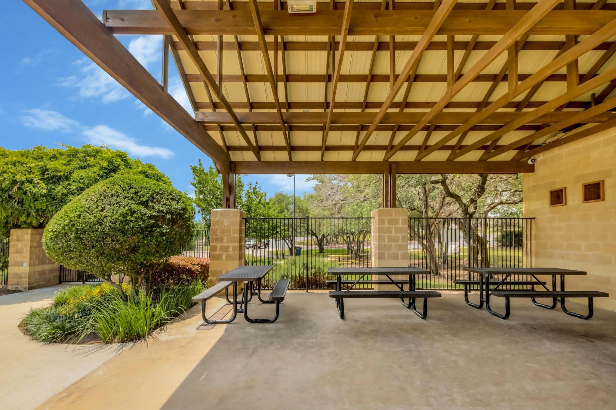 380 Housefinch Loop Leander TX 78641