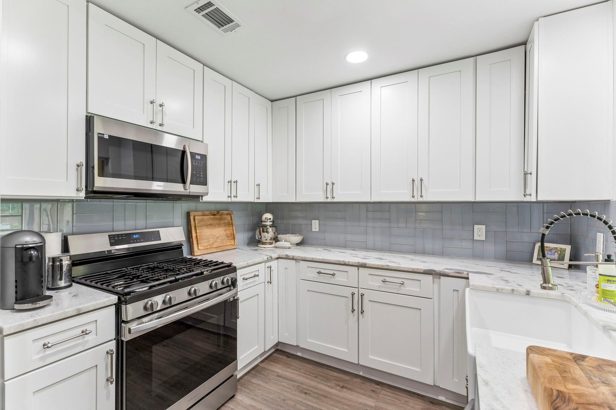 7308 Saffron Street Austin TX 78749