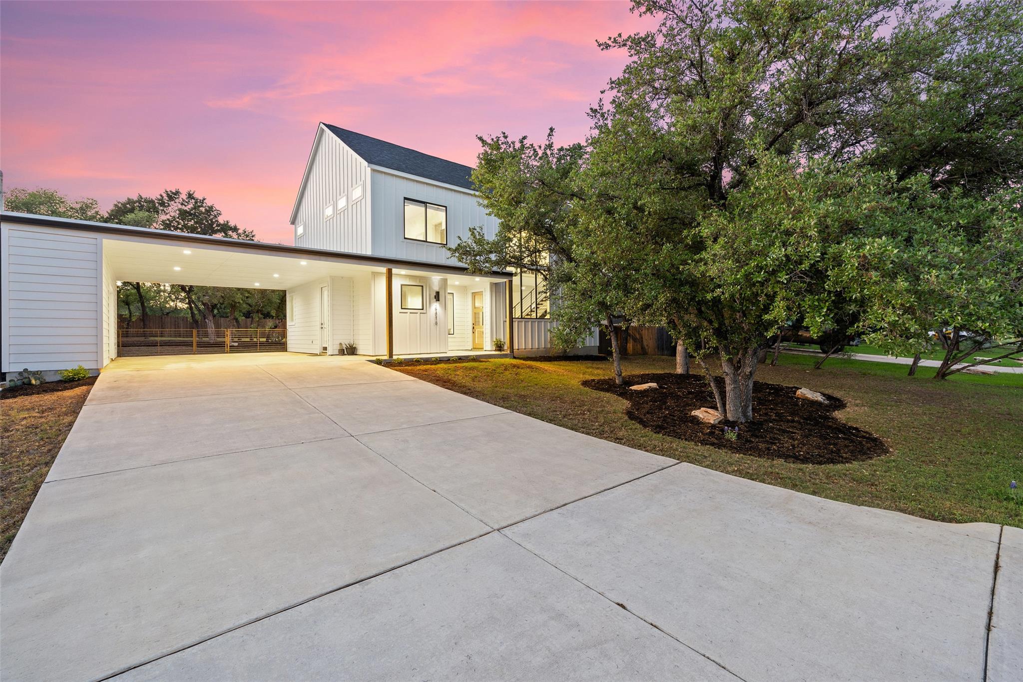 22218 Briarcliff Drive Spicewood TX 78669