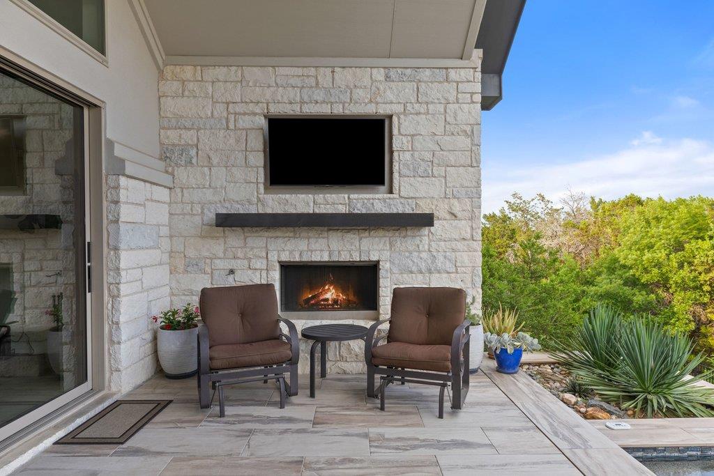 233 Sumalt Gap Way Austin TX 78738
