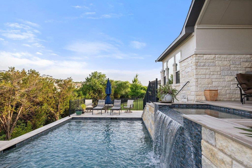 233 Sumalt Gap Way Austin TX 78738