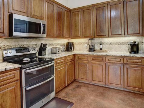247 Campfire Way Smithville TX 78957