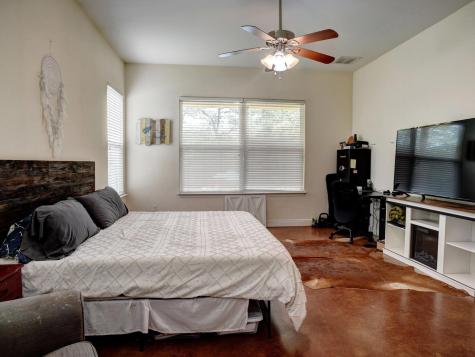 247 Campfire Way Smithville TX 78957