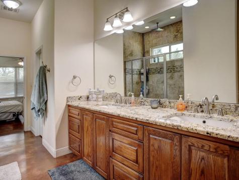 247 Campfire Way Smithville TX 78957
