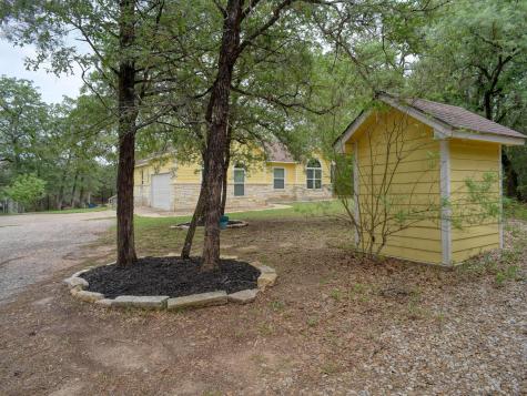 247 Campfire Way Smithville TX 78957