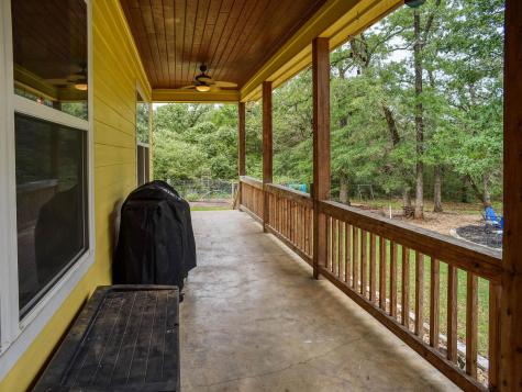 247 Campfire Way Smithville TX 78957