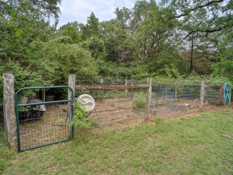247 Campfire Way Smithville TX 78957