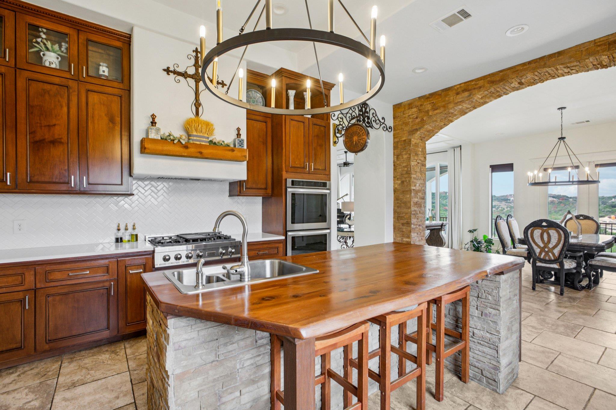 5005 Mcintyre Circle Austin TX 78734