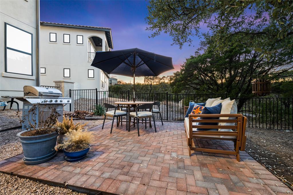 211 Honey Creek Court Austin TX 78738