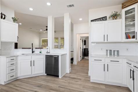 213 Beauchamp Road Dripping Springs TX 78620