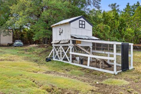 213 Beauchamp Road Dripping Springs TX 78620