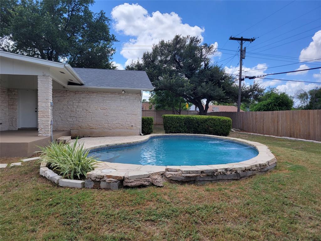 2008 Meadow Brook Drive Round Rock TX 78664