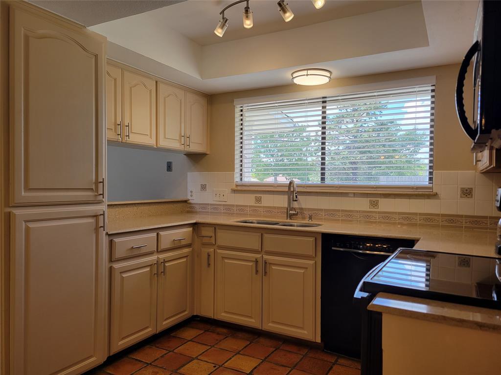2008 Meadow Brook Drive Round Rock TX 78664