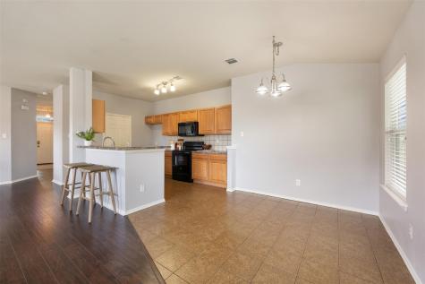 102 Anderson Street Hutto TX 78634