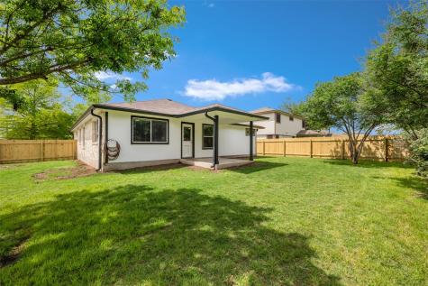 102 Anderson Street Hutto TX 78634