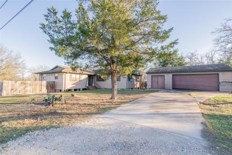 145 Buffalo Run Smithville TX 78957