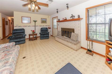 182 Norma Jean Boulevard Smithville TX 78957