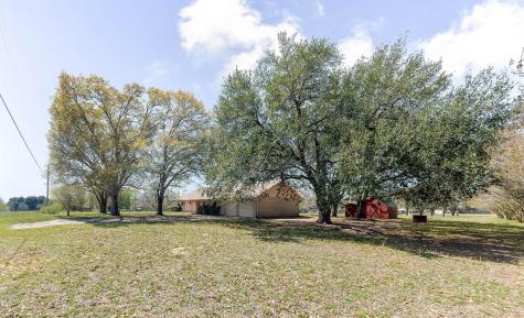 182 Norma Jean Boulevard Smithville TX 78957