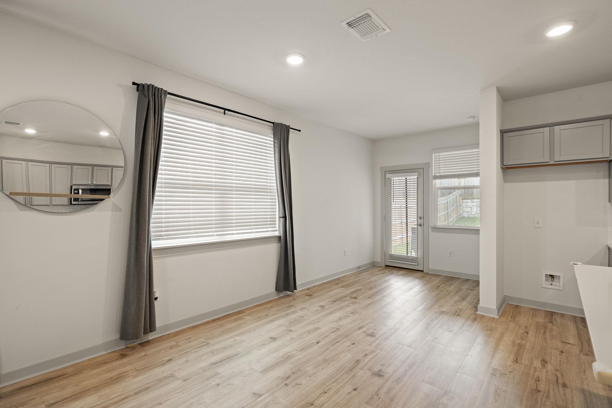 10716 Fulton Avenue Austin TX 78754