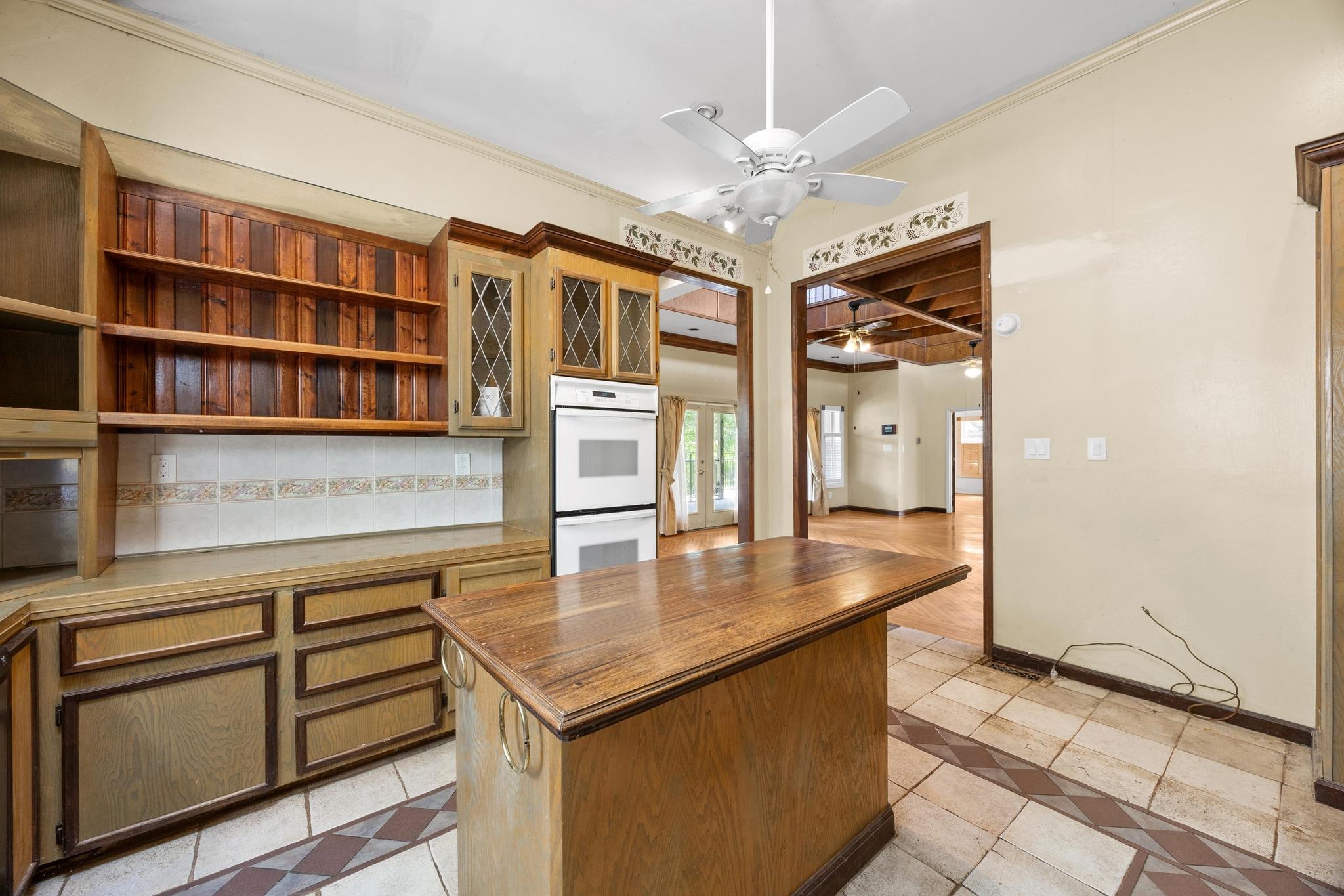 1001 S Gabriel Drive Leander TX 78641