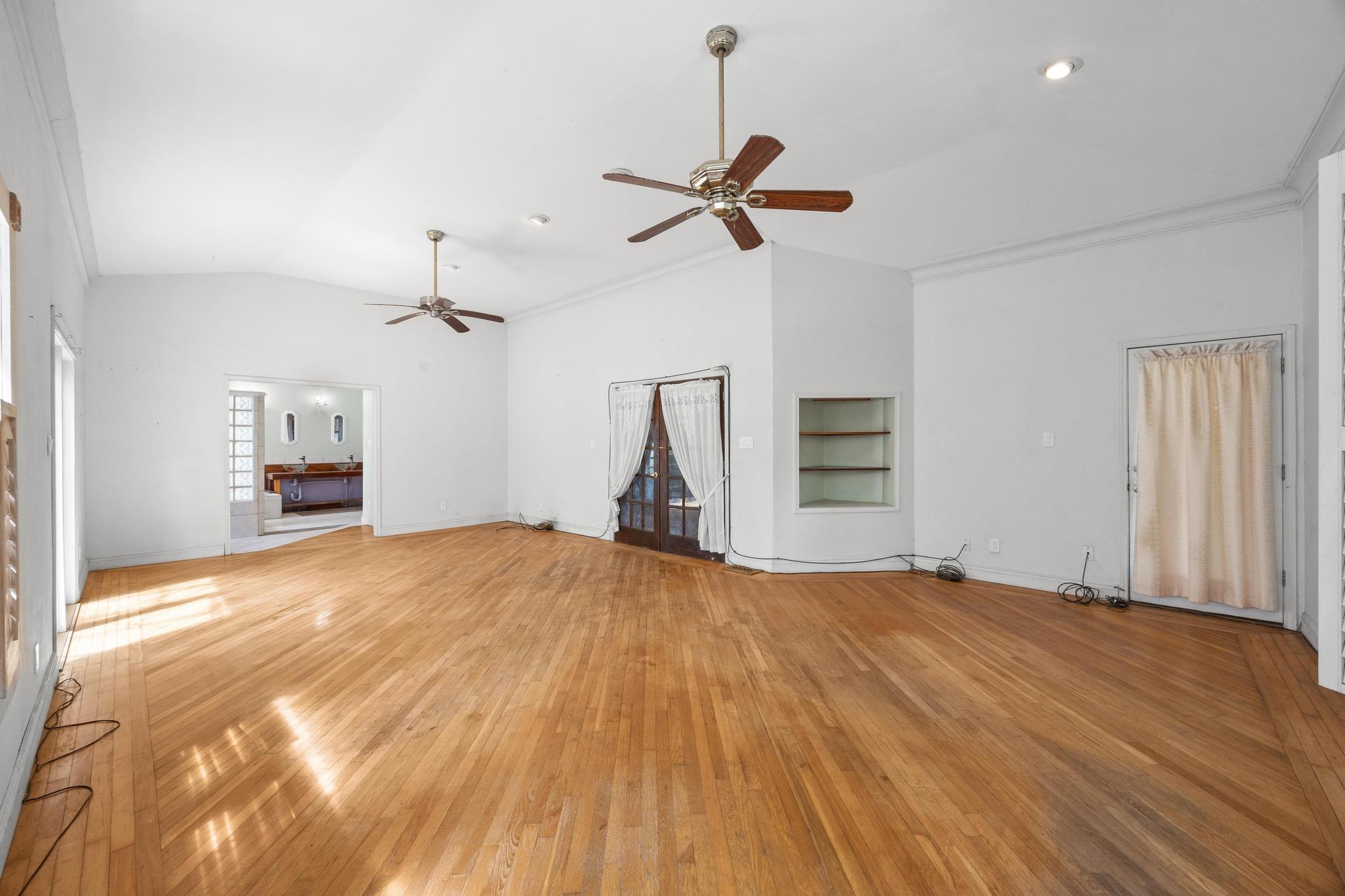 1001 S Gabriel Drive Leander TX 78641