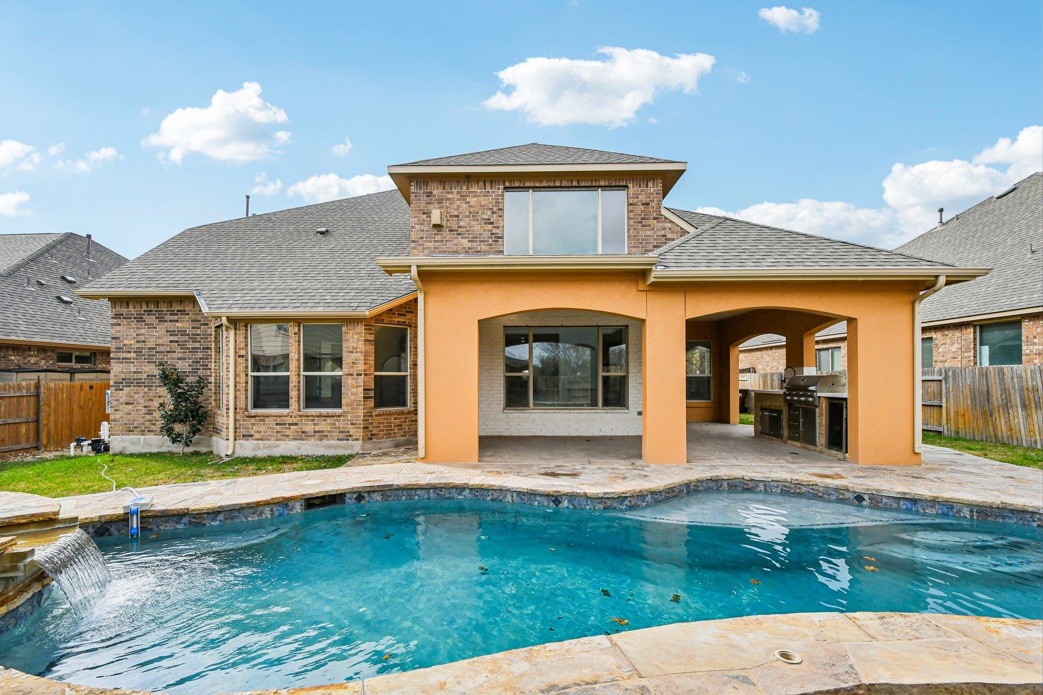 2711 Saint Paul Rivera Round Rock TX 78665