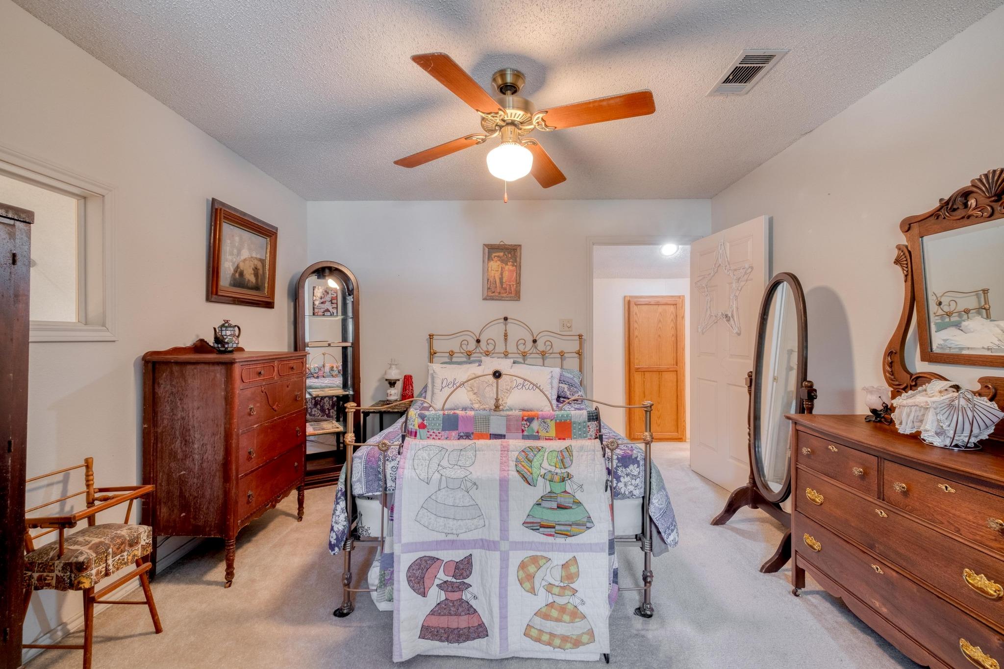 153 Pleasant Grove Road Elgin TX 78621