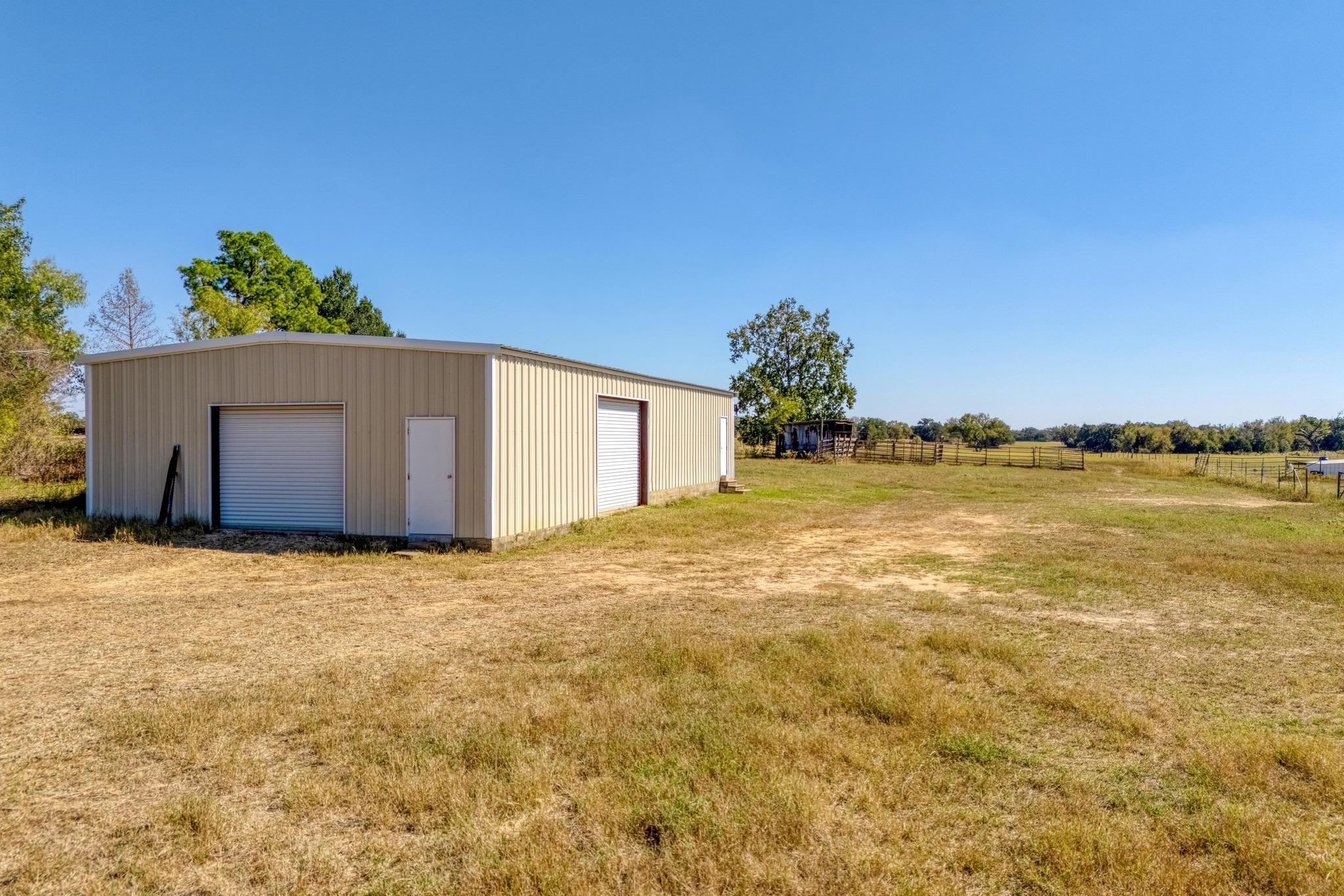 153 Pleasant Grove Road Elgin TX 78621