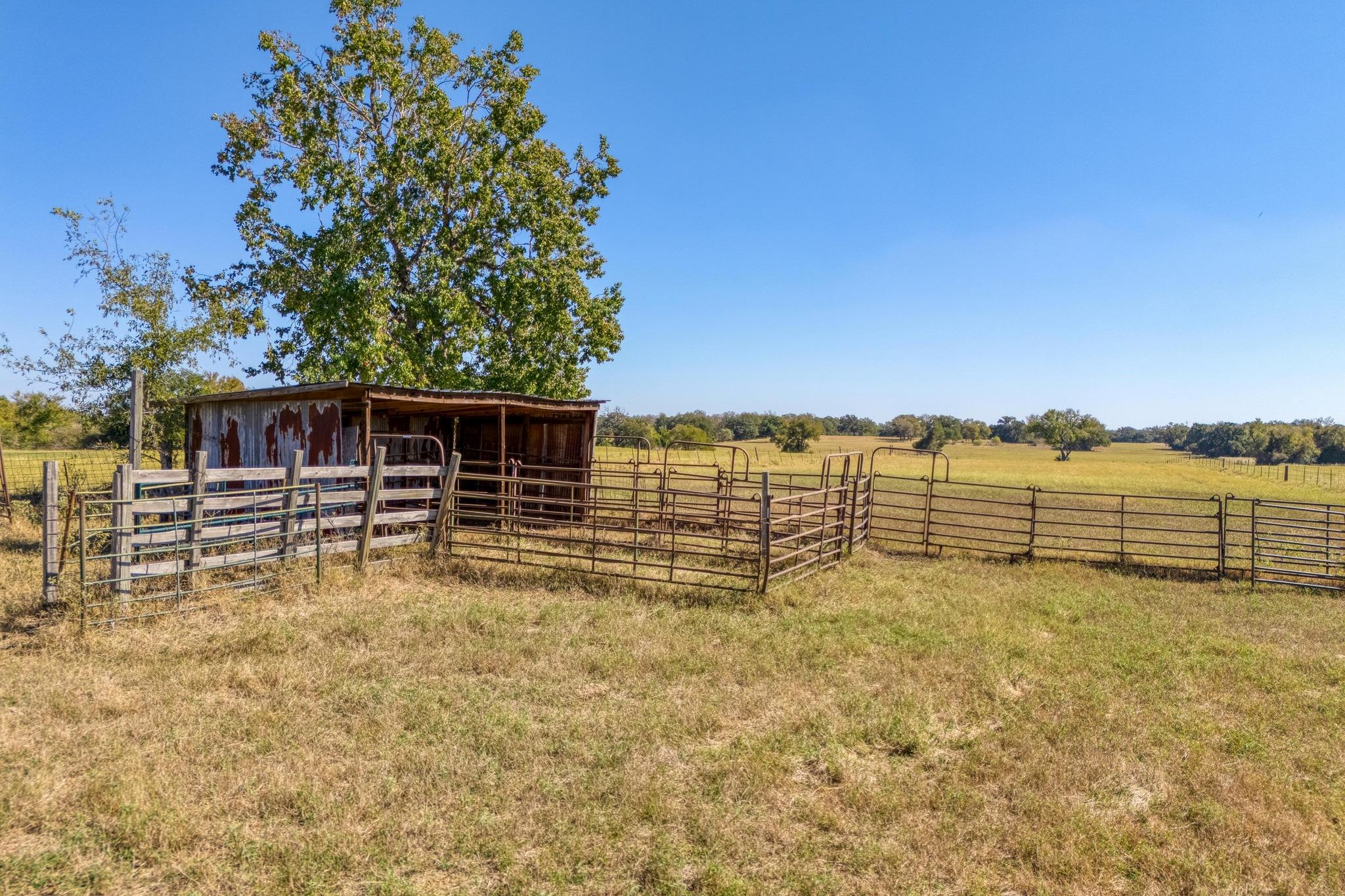 153 Pleasant Grove Road Elgin TX 78621