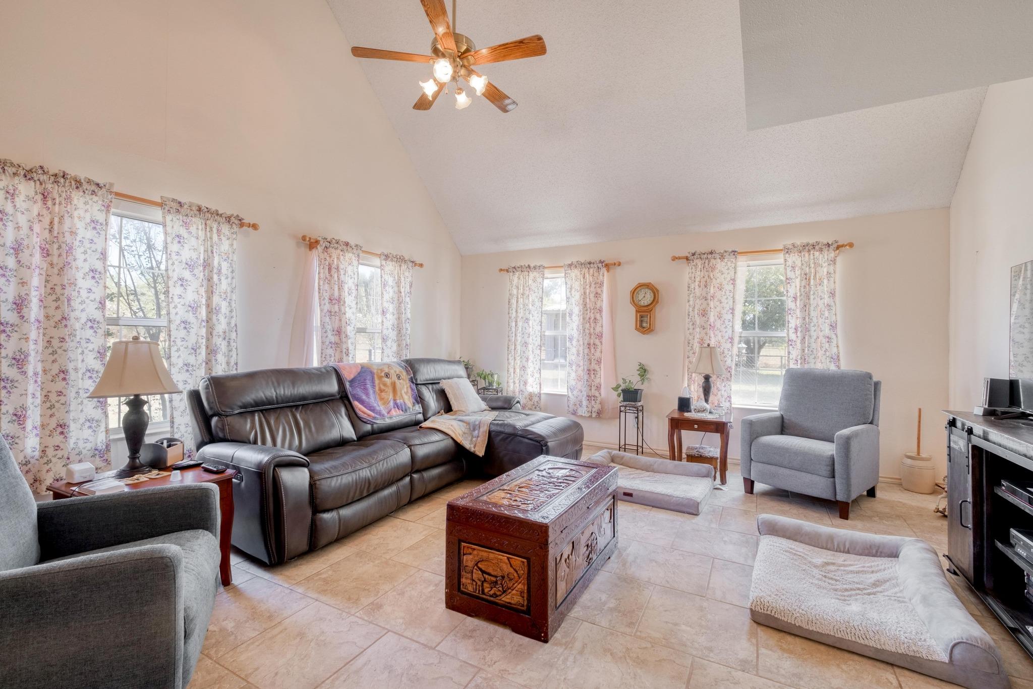 153 Pleasant Grove Road Elgin TX 78621