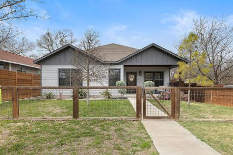 611 Elliott Street Taylor TX 76574