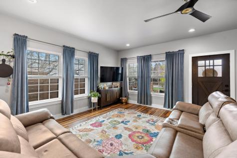 611 Elliott Street Taylor TX 76574